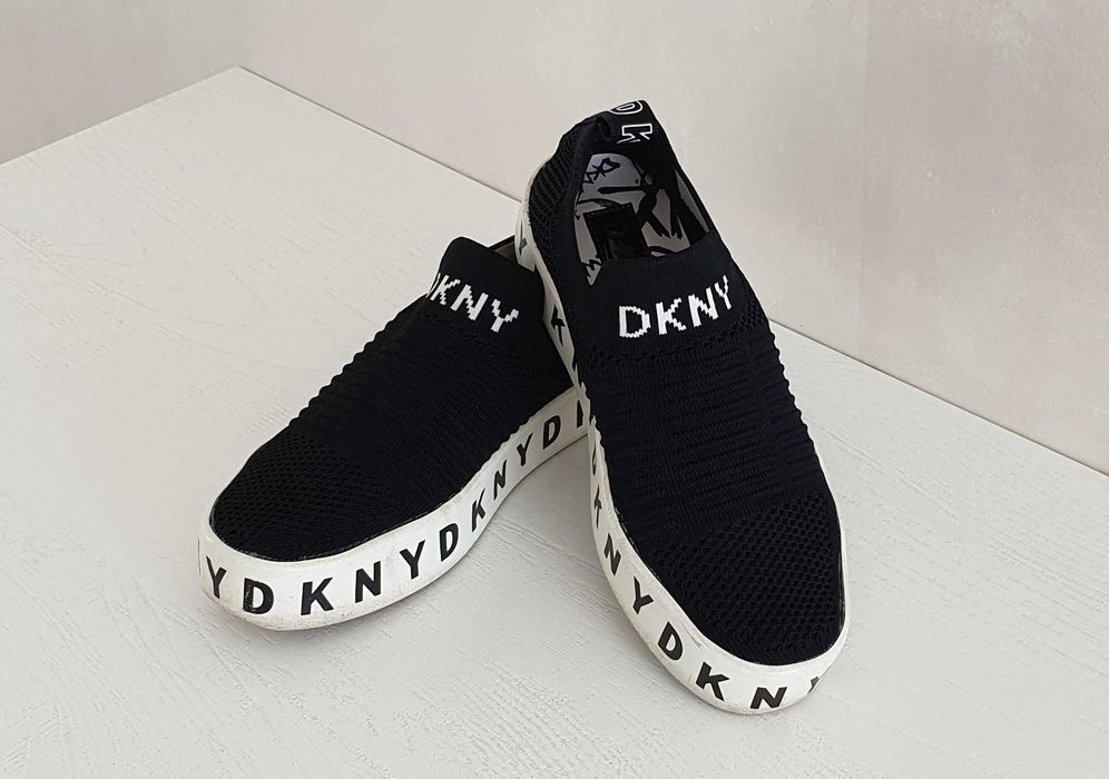 жіночі сліпони DKNY