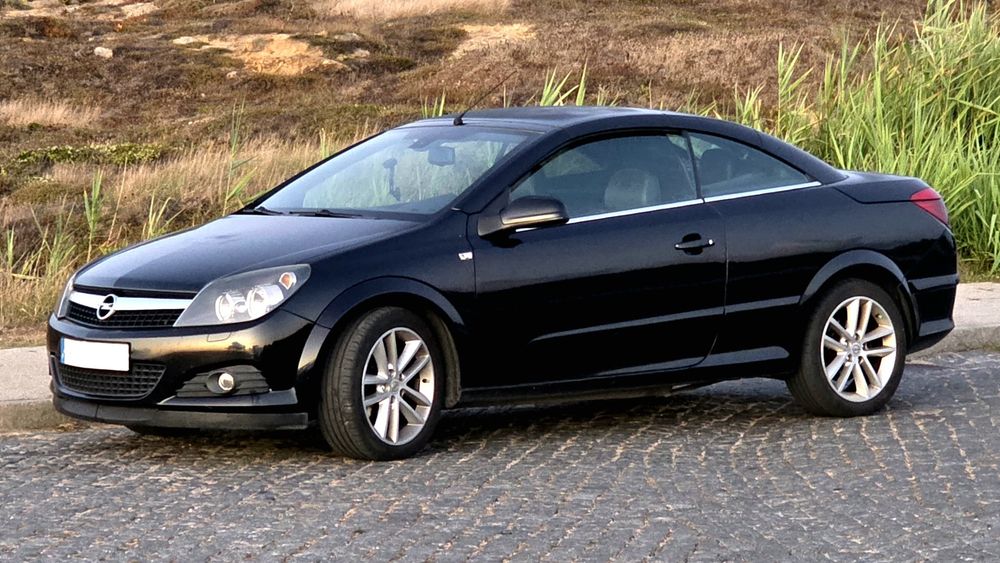 OPEL ASTRA H TWINTOP 1.9 cdti (150cv) — photo 4