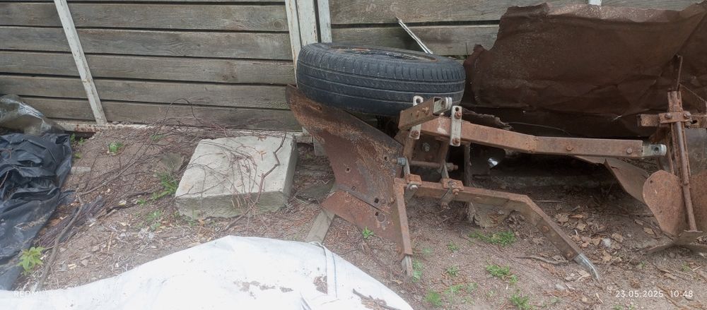 Продам тракторець з навісним