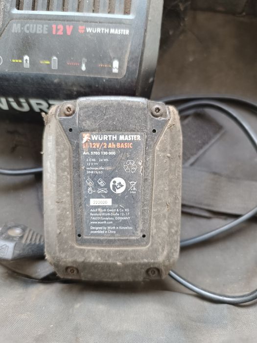 Carregador + Bateria Würth 12V 2Ah M-CUBE