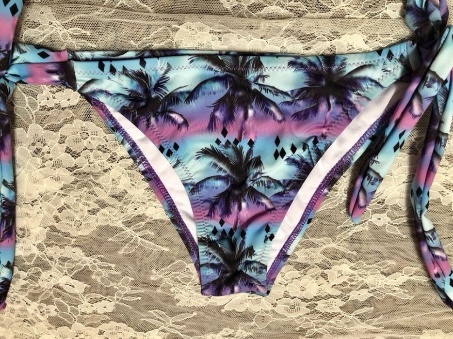 Cuecas Bikini - Estampado Palmeiras Azul e Lilás- L - NOVAS