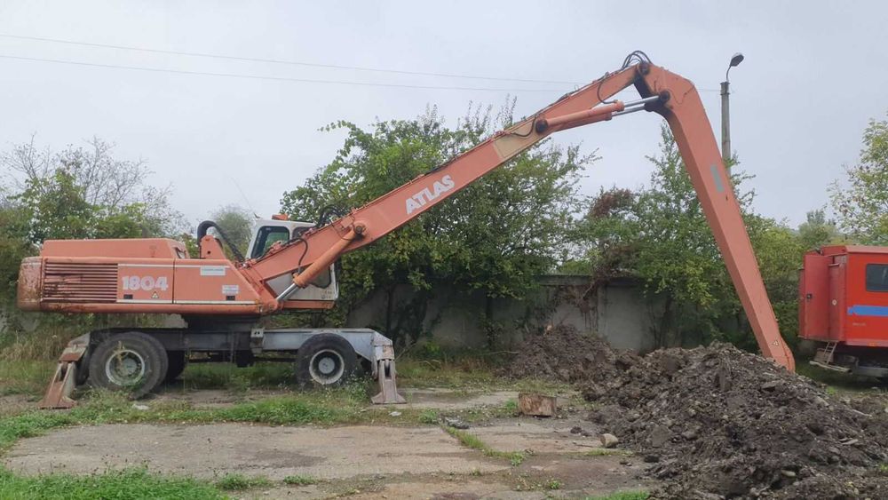 Колісний екскаватор для перевалки Atlas 1804