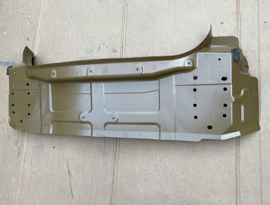 Tesla s Панель задня 1021719-s0-a Панель задняя Tesla ms Нова