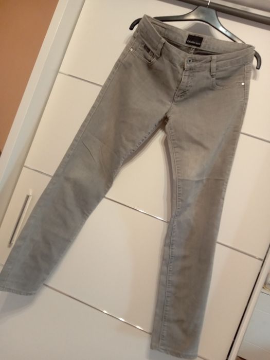 Spodnie damskie szare Calvin Klein.