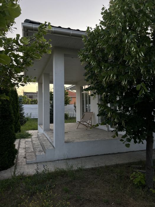 Дом  кирпичный  район Алтестово