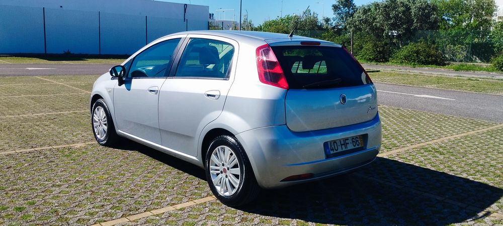 Fiat Grande Punto 1.3 Multijet 75cv | Económico | Inspeção 2027