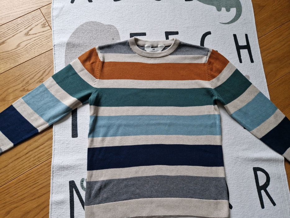 Sweterek H&M rozmiar 134-140