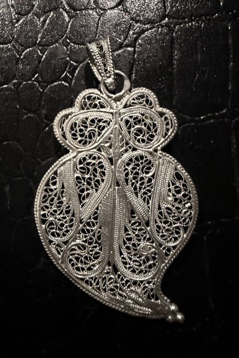 Coracão de filigrana oem prata