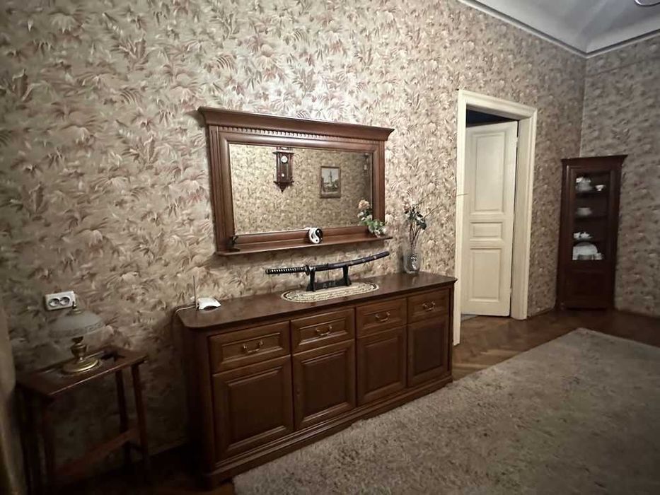 Оренда 2-кімнатної квартири по вул. Личаківська ЦЕНТР МІСТА