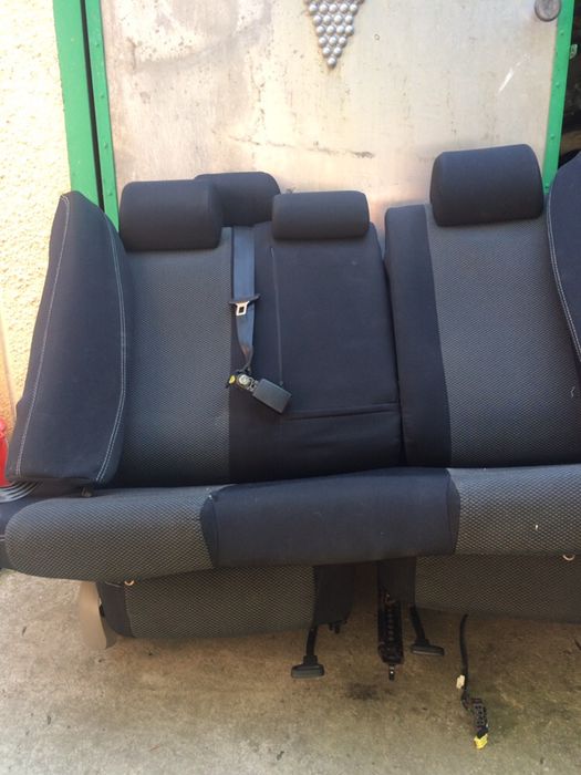 Продам сидіння та карти дверей фольцваген поссат б6