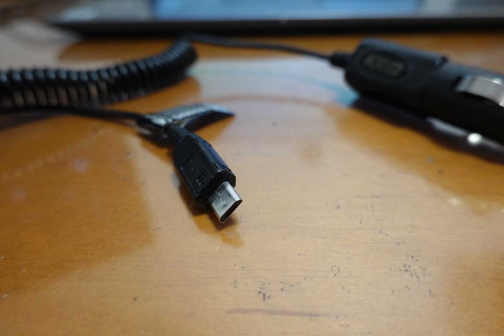 Ładowarka samochodowa micro usb - typ b