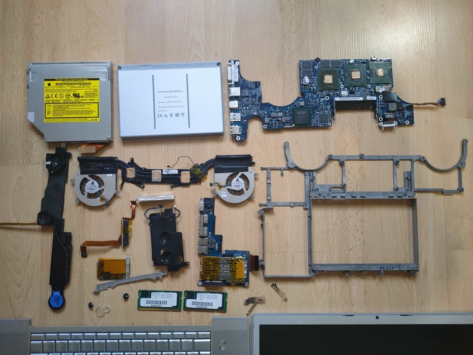 MacBook Pro A1229 на запчастини