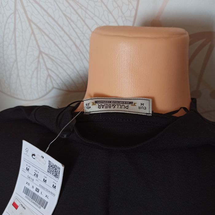 Pull&Bear. Nowa bluzka czarna z długim rękawem r M