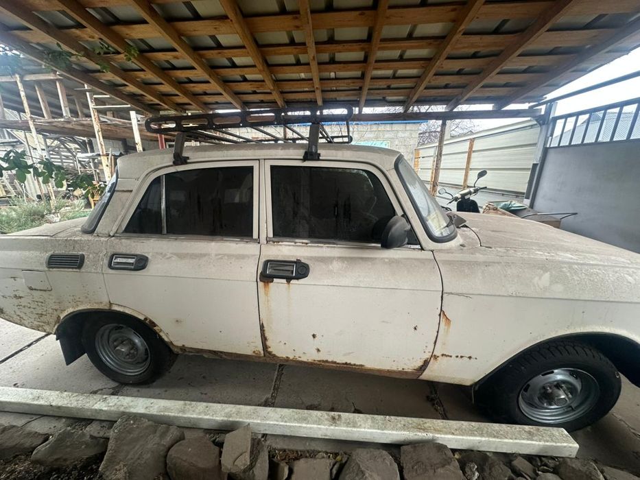 Продам Москвич 2140