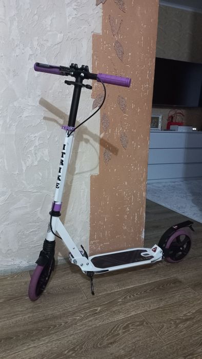 Двухколесный самокат iTrike