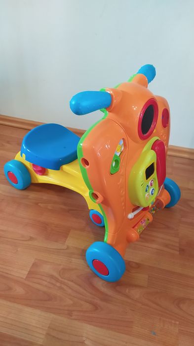 Interaktywny chodzik, pchacz Smiki ze Smyka