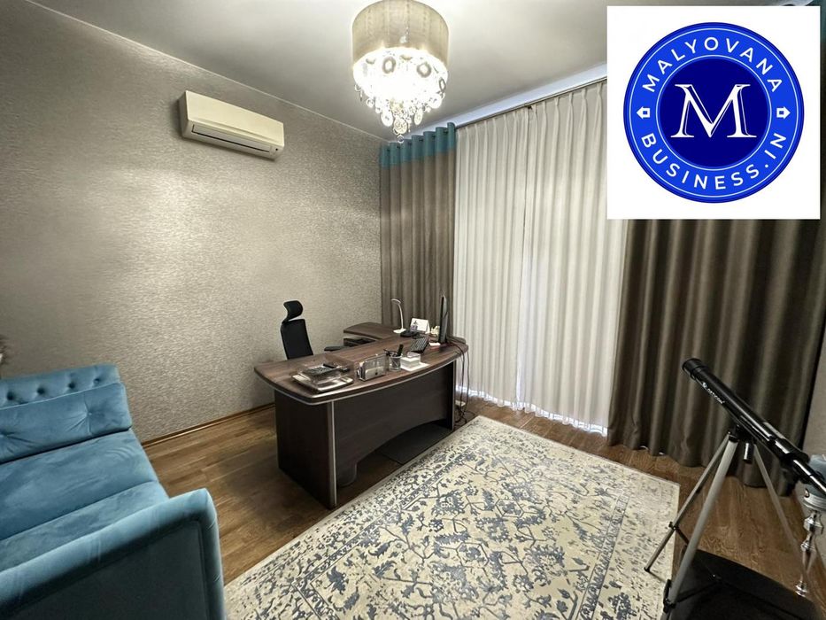 Совіньйон: 2 поверхи, 205 м², гараж, меблі, готовий до заселення!