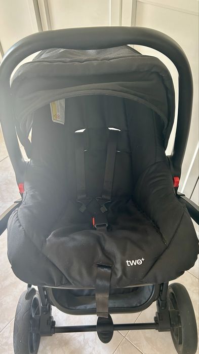 Carrinho bebé com alcofa e ovo ; Two + Zippy