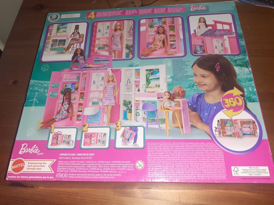 Domek Barbie w walizce