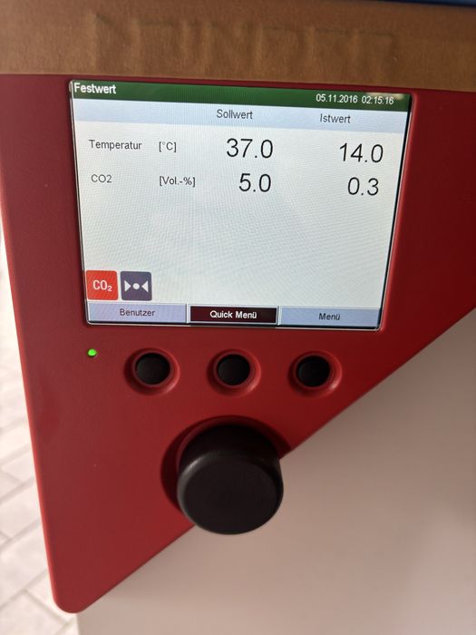 Inkubator co2 cieplarka Binder CB 210