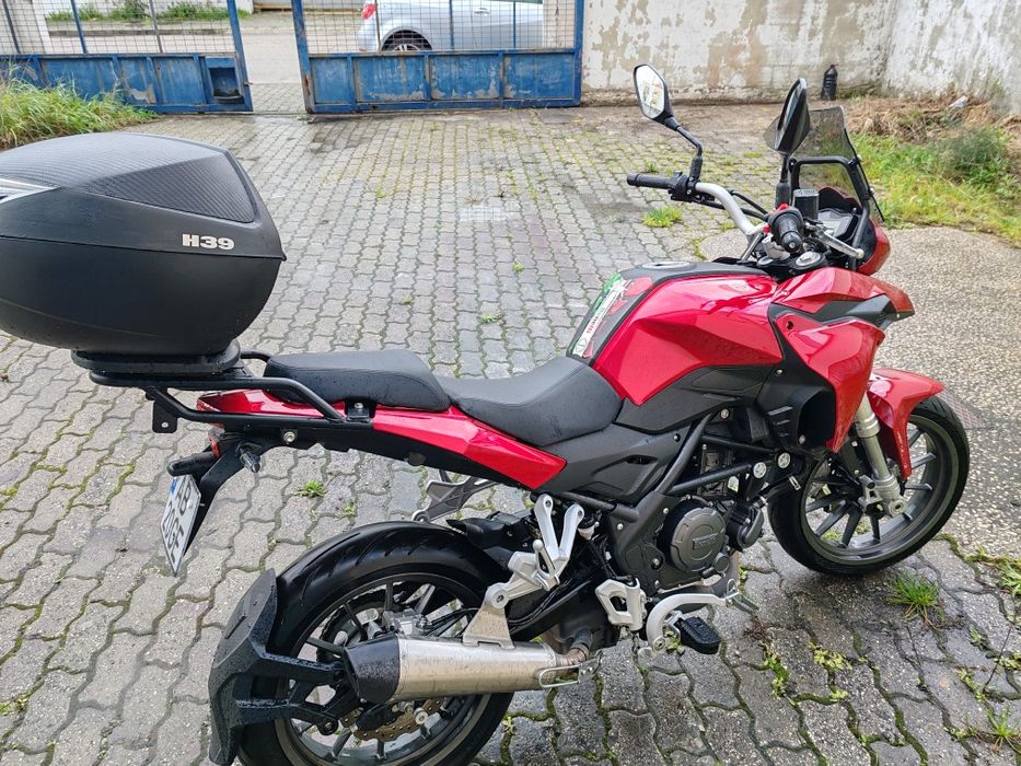 Moto benelli 250 cc