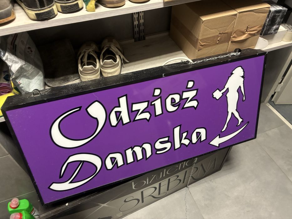 Baner reklamowy podświetlany odzież damska