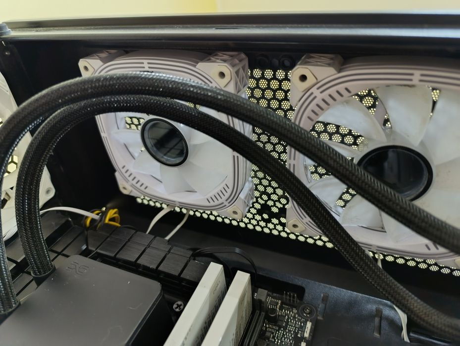 Продам компьютер, укомплектован