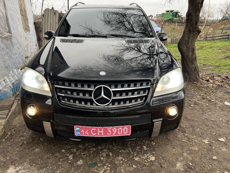 2007 року , 3.0 дизель , зроблений STAGE 1 ( 260 к.с) видалена екологія. Без ключовий доступ, кнопка Старт стоп. Нова гума. В гарному стані . Не розмитненний, можливий обмін на BMW X 5  в такомуж стані.звʼязок через меседжер