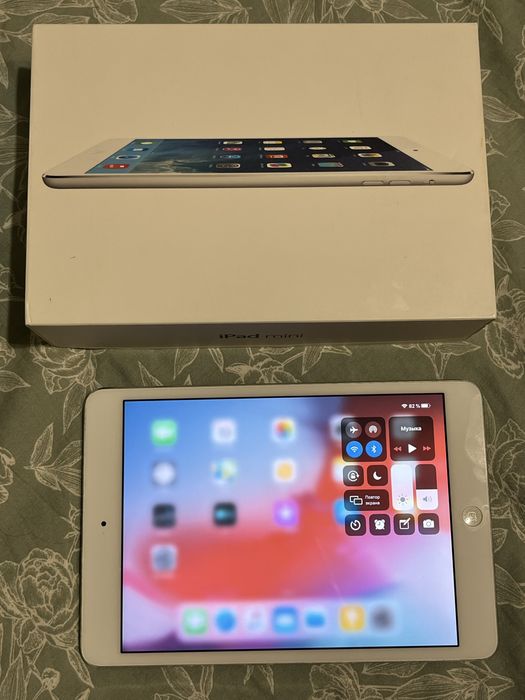 iPad mini 2 — 32 GB