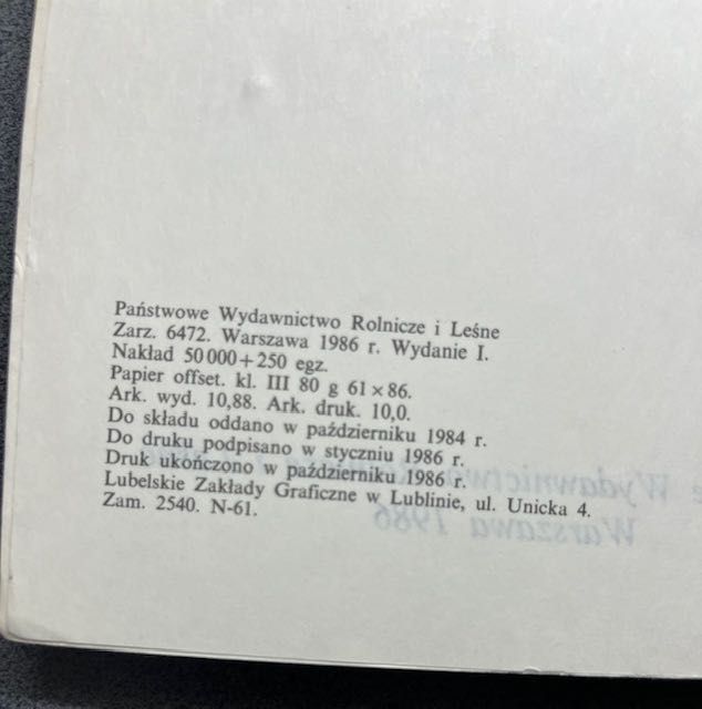 Śniadania i kolacje na cztery pory roku. B Szczepańska K Tarnowska.