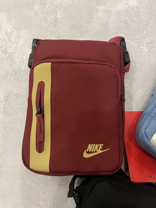 Сумка сумочка месенджер nike tech fleece Nike TechPack найк теч фліс