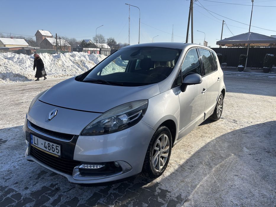 Renault scenic III 6300$