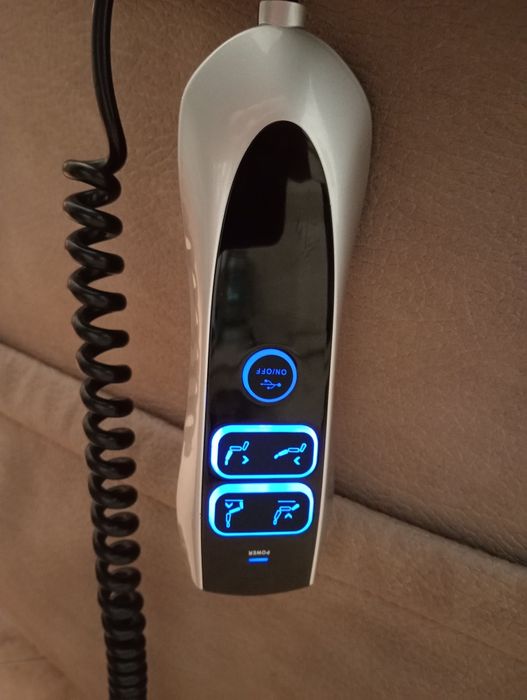 0: Cadeirão articulado automático (como novo)