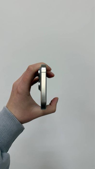 iPhone 16 Pro 1TB Natural Titanium 100% eSIM Neverlock