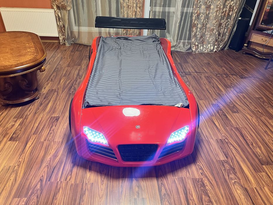 Кровать - машинка ліжко дитяче