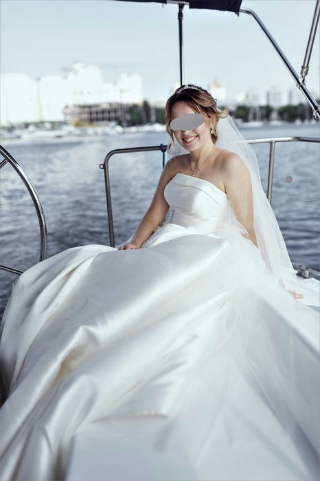 Уникальное!!!Свадебное платье 42-46 размер шикарное!