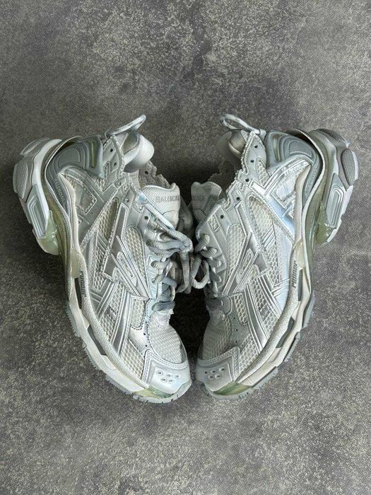 BALENCIAGA Runner кроссовки металлик кеди кеды кросівки білі 43