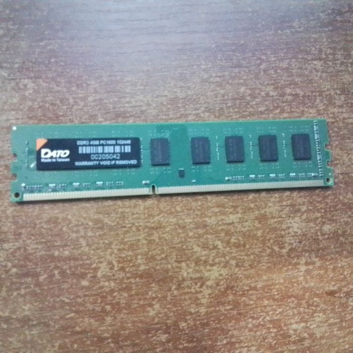 Оперативна пам'ять Dato ddr3 4gb pc1600 udimm