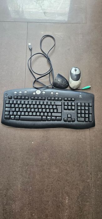 Klawiatura bezprzewodowa wraz z myszką Logitech