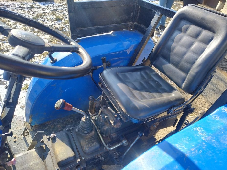 Трактор БУЛАТ 250 24к.с