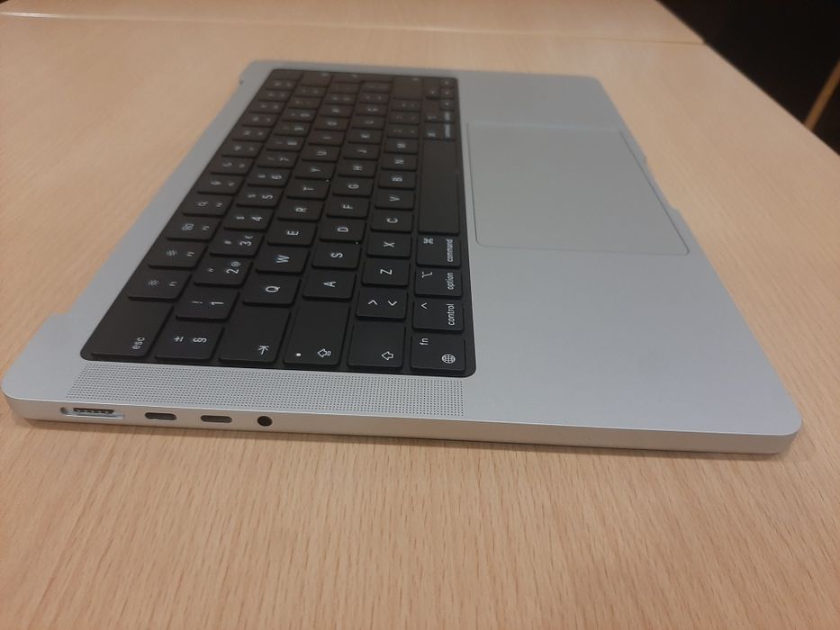 Palmrest + Teclado p/ MacBook pro 14 M1 ( a2442 )64284296958849123