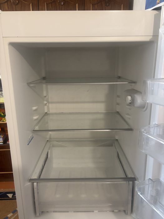 Холодильник Indesit