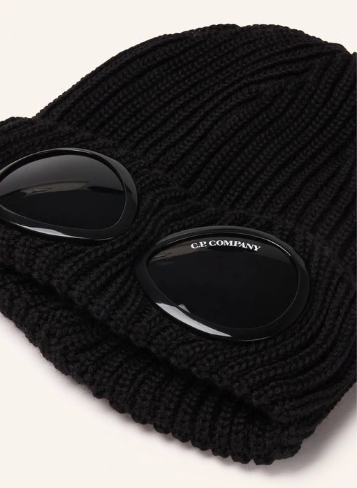 C.P company hat Б/У