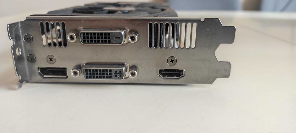 Відеокарта Asus GeForce GTX 950 2gb GDDR5 gamihg