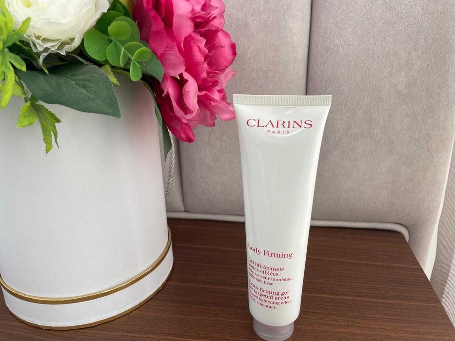 Gel Body extra firmeza corporal da Clarins, com 150ml. Novo.
