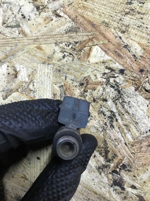 Форсунка інжектор Renault Espace Megane Scenic Laguna 2.0 БЕНЗИН