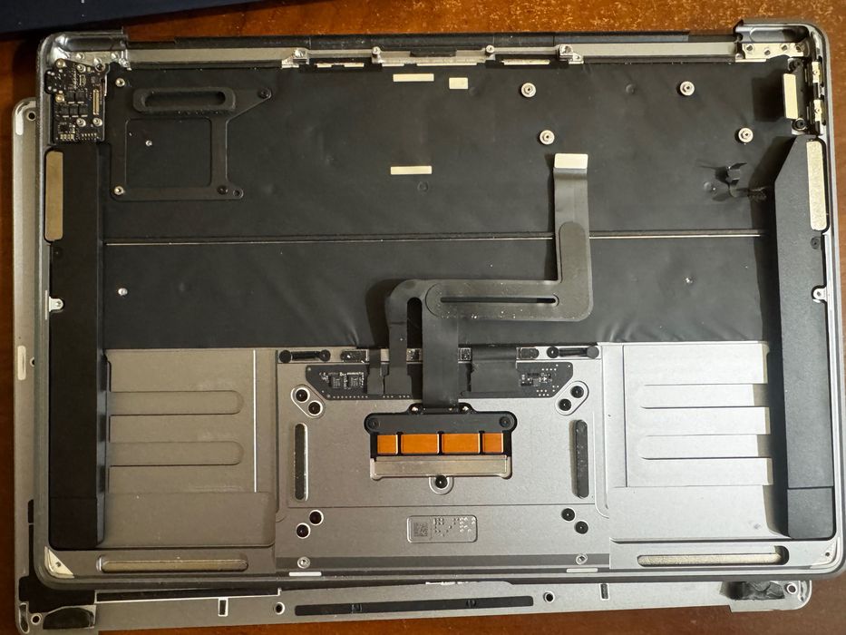 Топ кейс MacBook Air m1 a2337 (space grey)