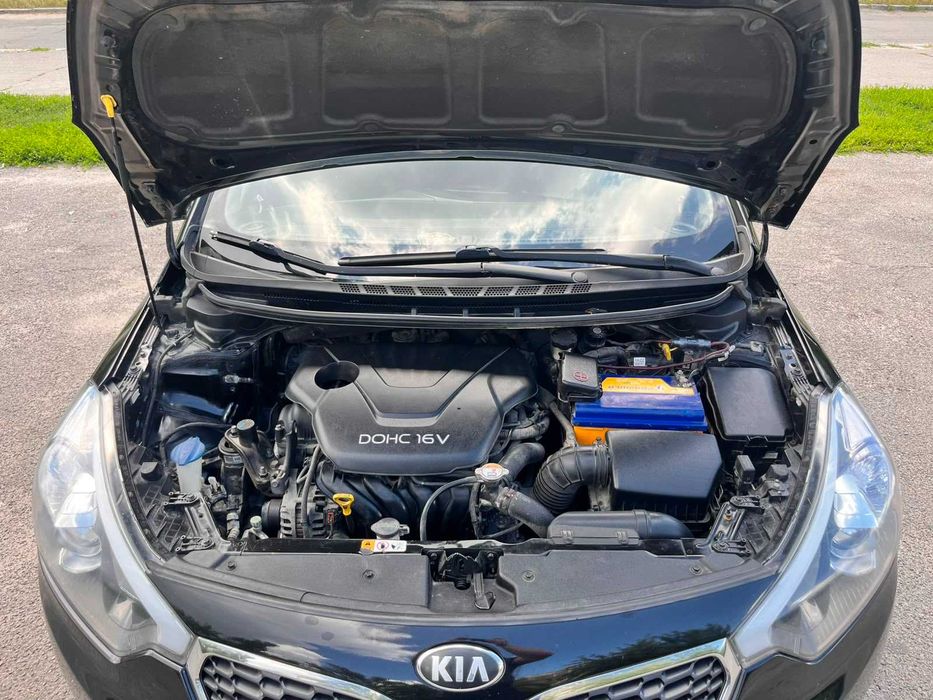 Продам Kia Cerato 2013 газ-бензин