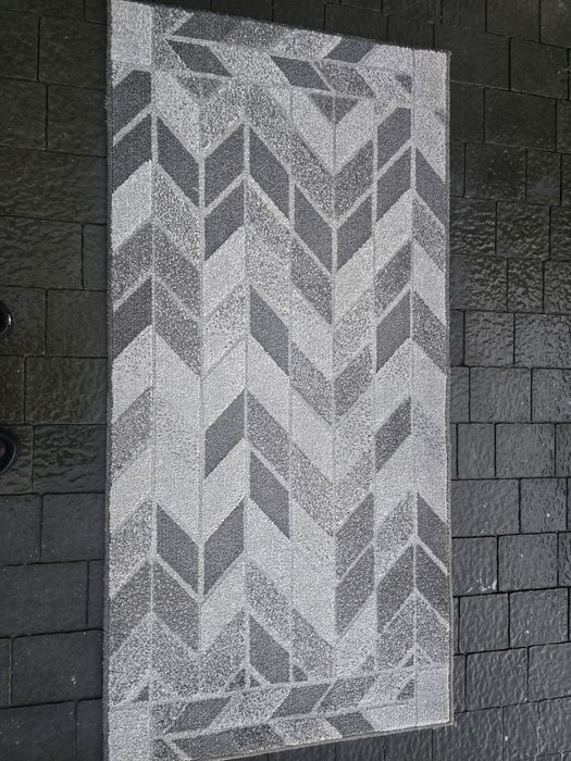 Pranie i czyszczenie tapicerki meblowej oraz dywanow