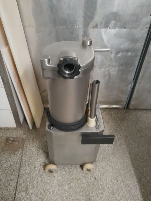 Nadziewarka hydrauliczna Mainca